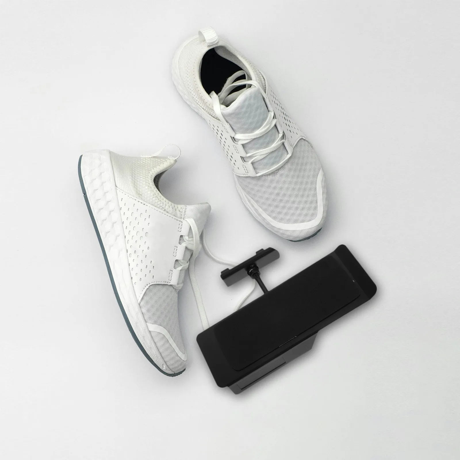 

Metal Shoe Rack Adjustable Wall Mount Floating Sneaker Display Shelf Anti Slip Shoe Wall Organizer Retail Shoes Rack Organizer