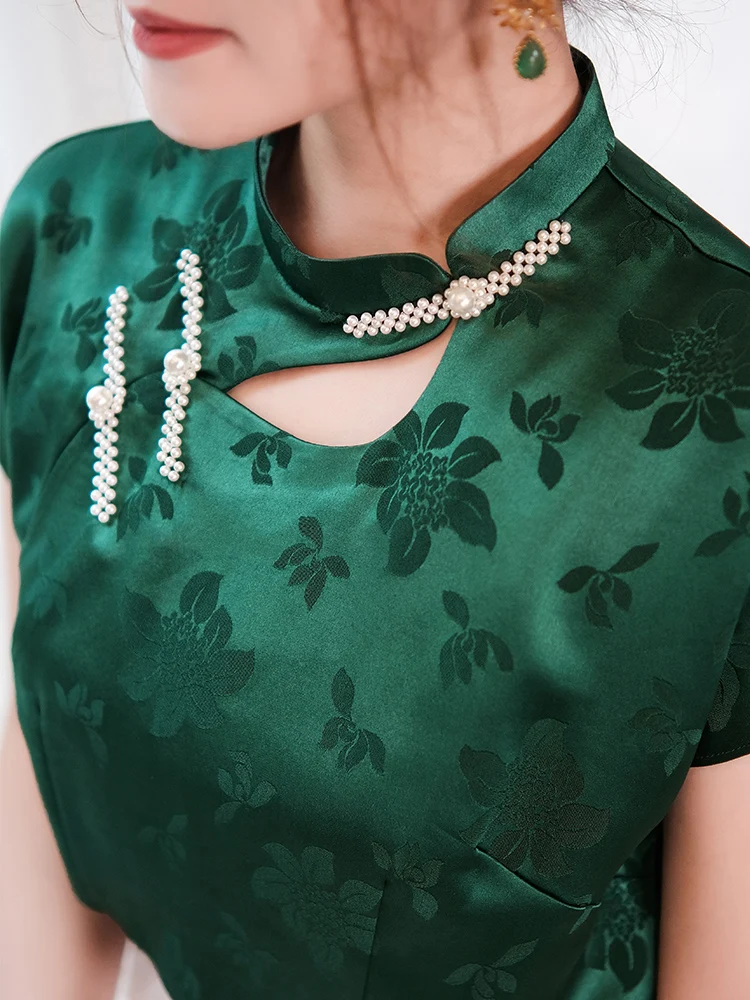 

New Chinese Sle irt Women's Summer Top Button Design Acetate Embroidery Classic Aosphere Tee Acetate Fabric Straight ...