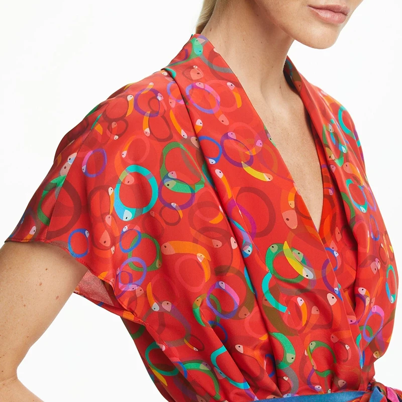 Fashionable Color Matching Seasonal New Products Women\'s Shirts Eye-catching Retro Versatile High-quality