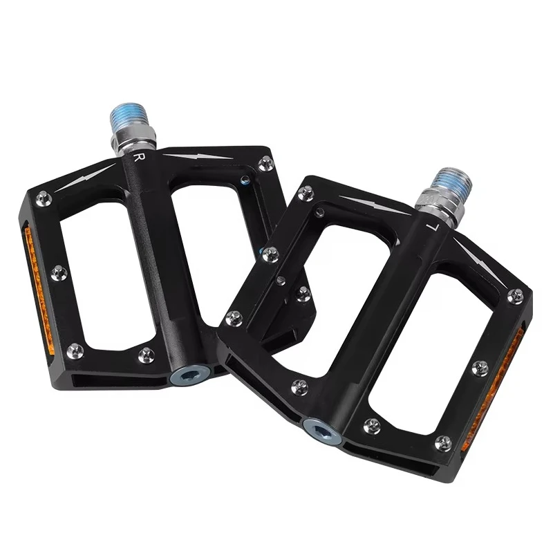 Aluminum Self-locking Mountain & Road Bicycle Pedal for  Cycling