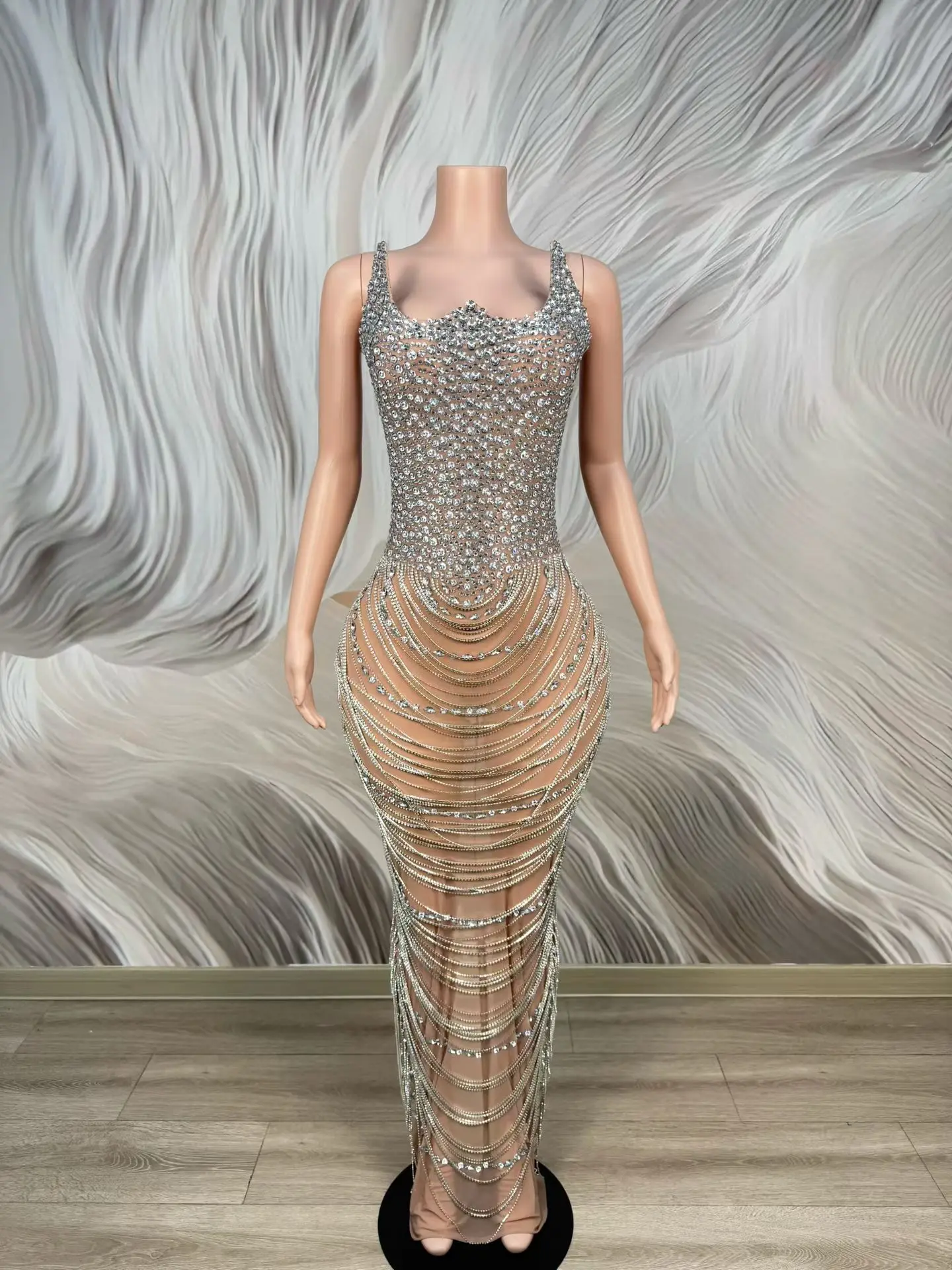 

Huxianchangqun Women Silver Rhinestone Embellished Chain Fringe Sheer Mesh Bodycon Maxi Dress for Evening Party Red Carpet Event