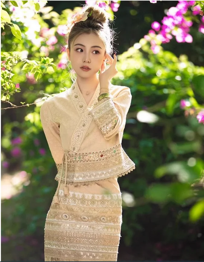 

Summer style fresh and slimming Dai ethnic style women's two-piece set