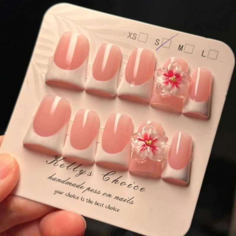 

10Pcs White Duck Nails Y2K Floral 3D Design Handmade False Nail Full Cover French Fake Nails Elegant Vacation Manicure for Women