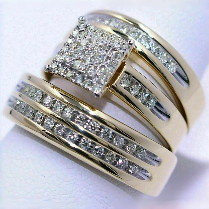 Luxuriöses Damenring-Set mit eingelegten weißen CZ-Steinen, trendige goldene Farbe, geometrisches Design, für den täglichen Gebrauch, Party-Schmuck, Jubiläumsgeschenk