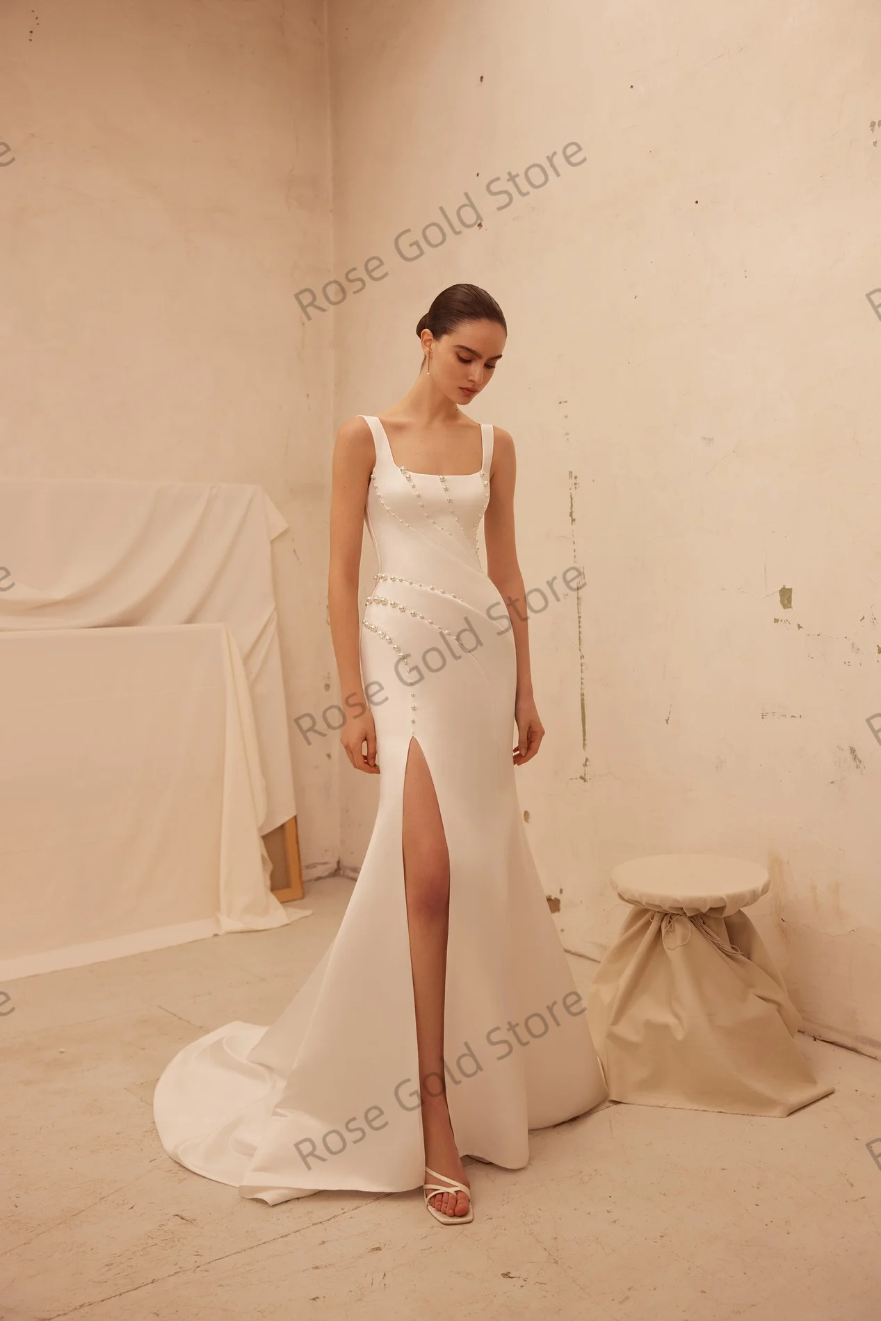 여성을위한 우아한 인어 웨딩 드레스 스테인 ​​칼라 진주 신부 가운 백리스 사이드 슬릿 로브 드 Soriee 맞춤형