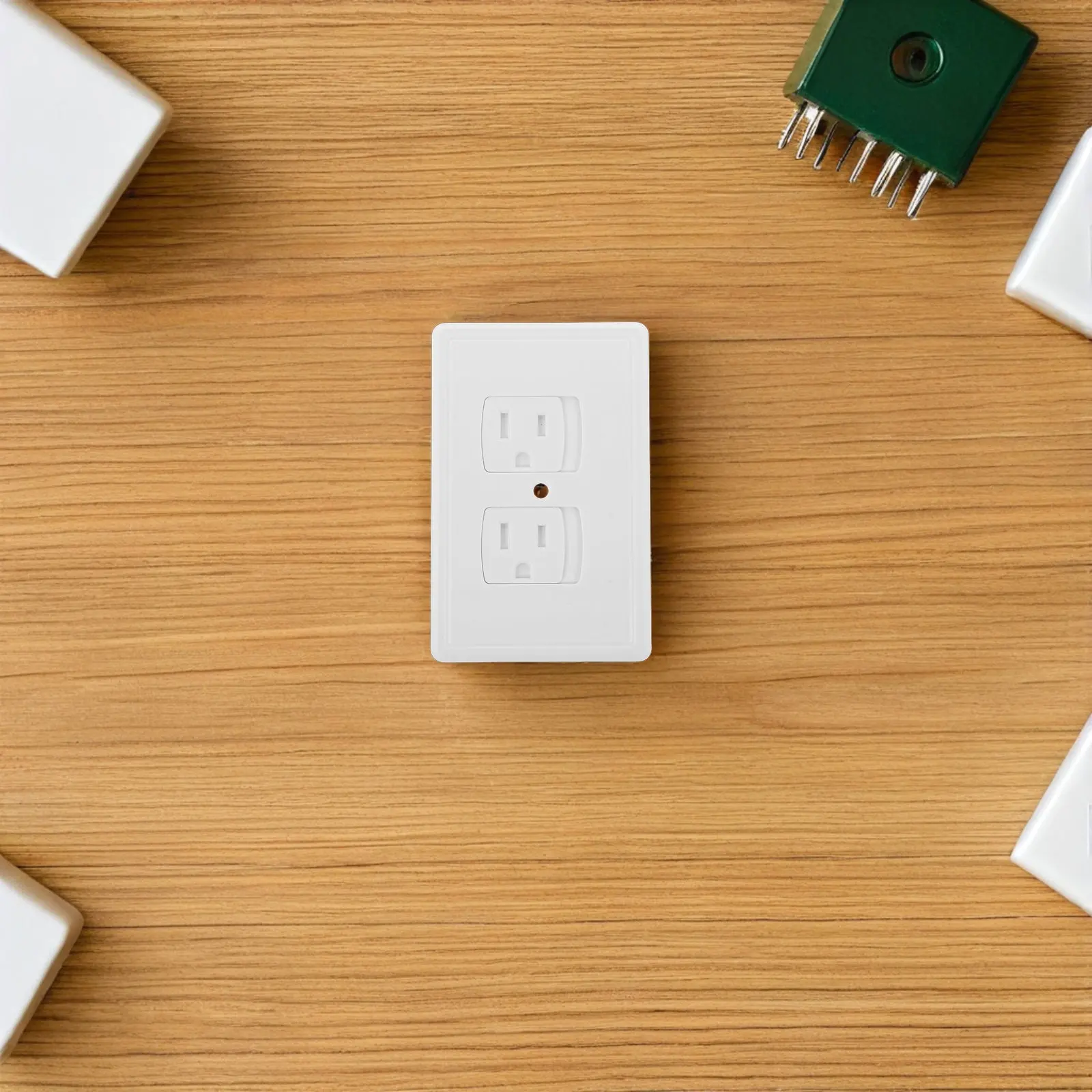 protetores-de-tomada-antichoque-eletrico-4-pecas-com-fechamento-automatico-para-seguranca-infantil-e-protecao-de-bebes-duraveis-em-abs-deslizante