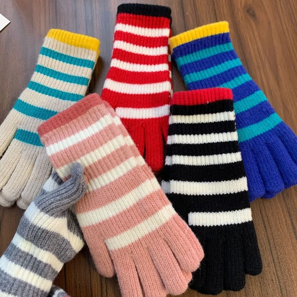 1 Pair Colorful Striped Knitted Gloves Touchable Screen Lengthened Full Fingered Gloves Thickened Warm Winter Women's Gloves
