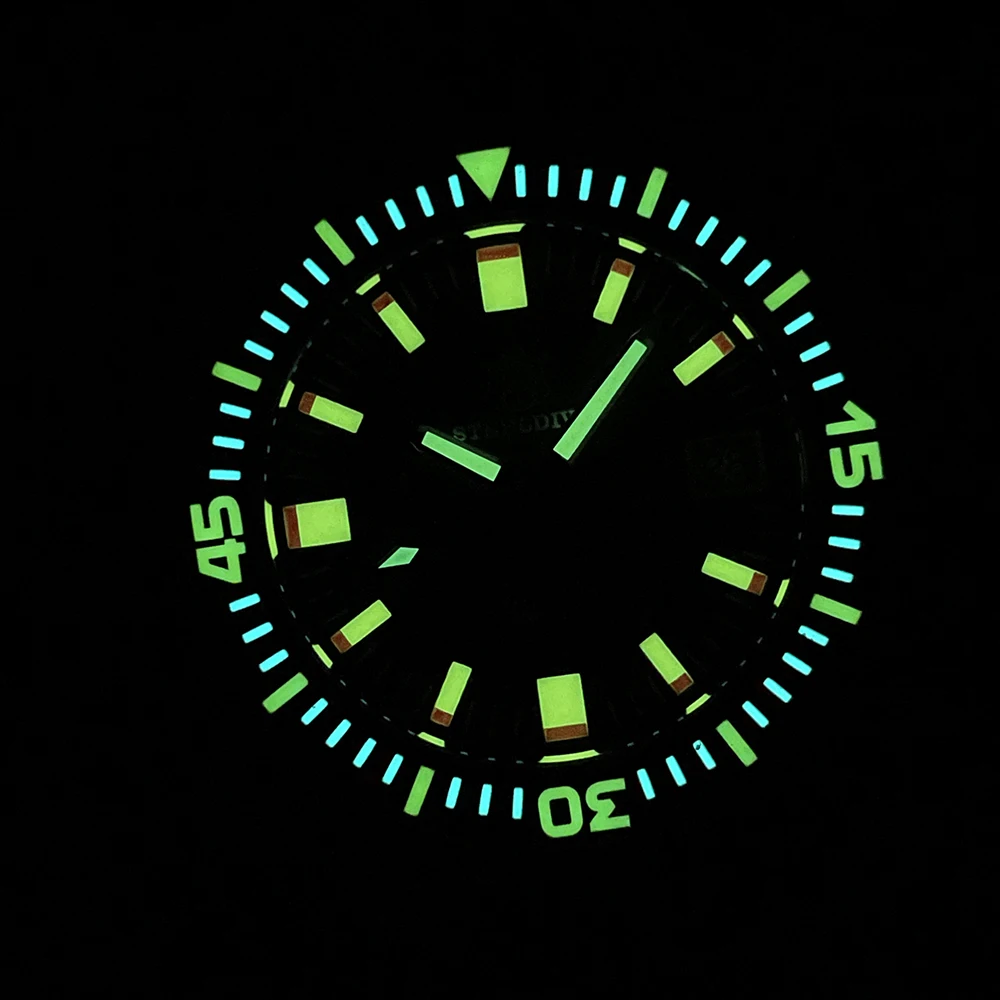 41MM Stainless Steel Case Black Cermaic Bezel C3 Green luminous 300M Waterproof Man Gift Dive Watch NH35 Automatic Movement