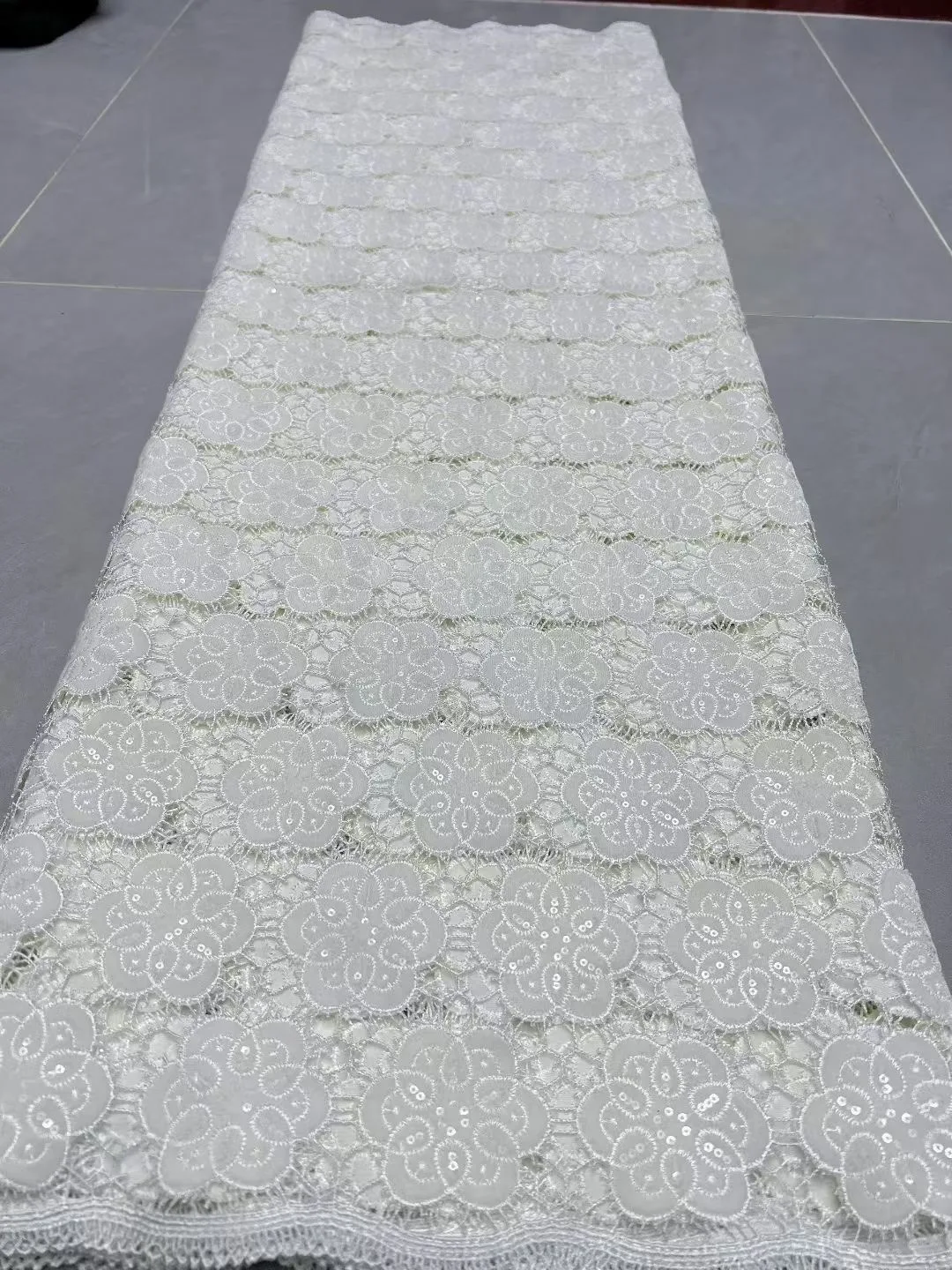 

2026 White African Nigerian velvet lace fabric Embroidery Lace Fabrics Velvet For Sewing Wedding Party Cloth High Quality Tissu