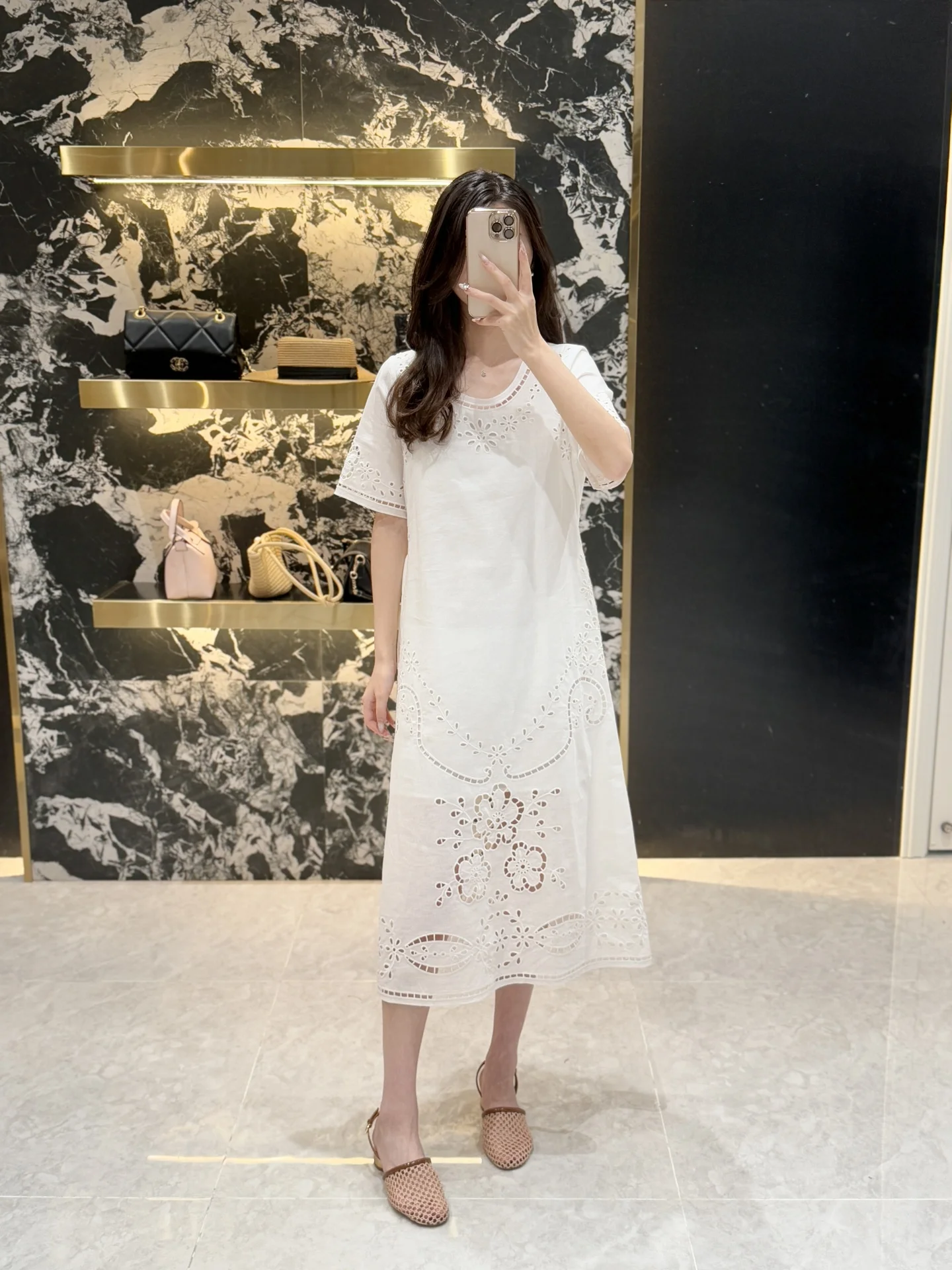 

Ретро-платье из хлопково-льняной смеси с коротким рукавом, вышивкой, кружевной отделкой на талии, приталенное, с вырезами, повседневное, с завышенной талией, А-силуэт