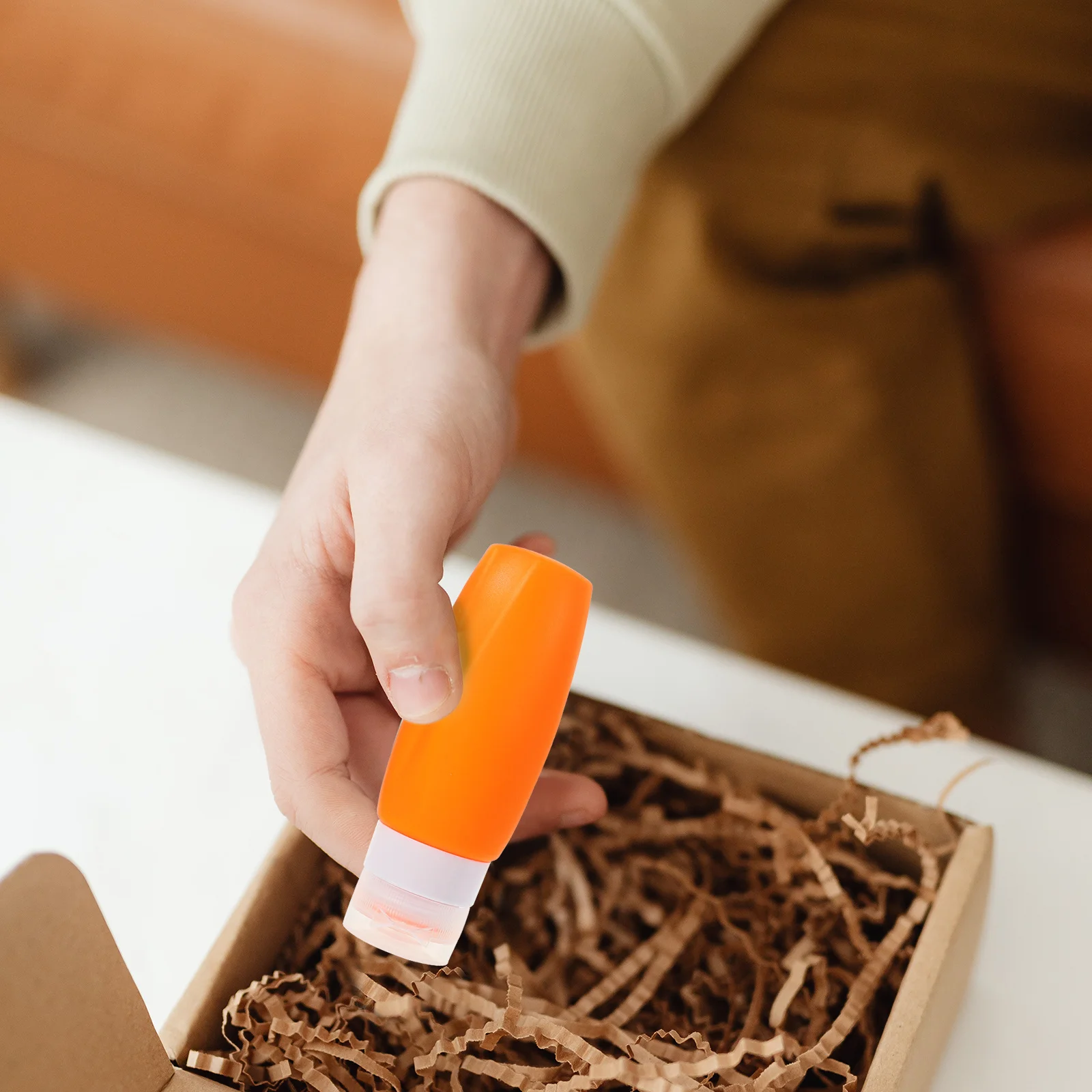 

4Pcs Silicone Travel Bottles Set Smooth Leakproof Toiletries Containers Refillable Lotion Shampoo Small Size Portable