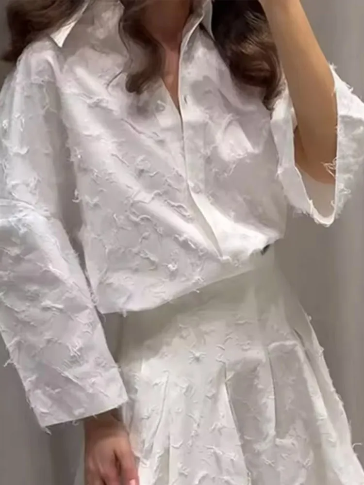 Рисунок 4 - Элегантный белый атласный однобортный