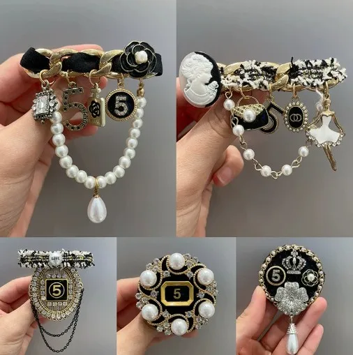 

Xiaoxiangfeng alloy number 5 brooch, pearl camellia, high-end feeling suit collar, Baroque brooch accessory