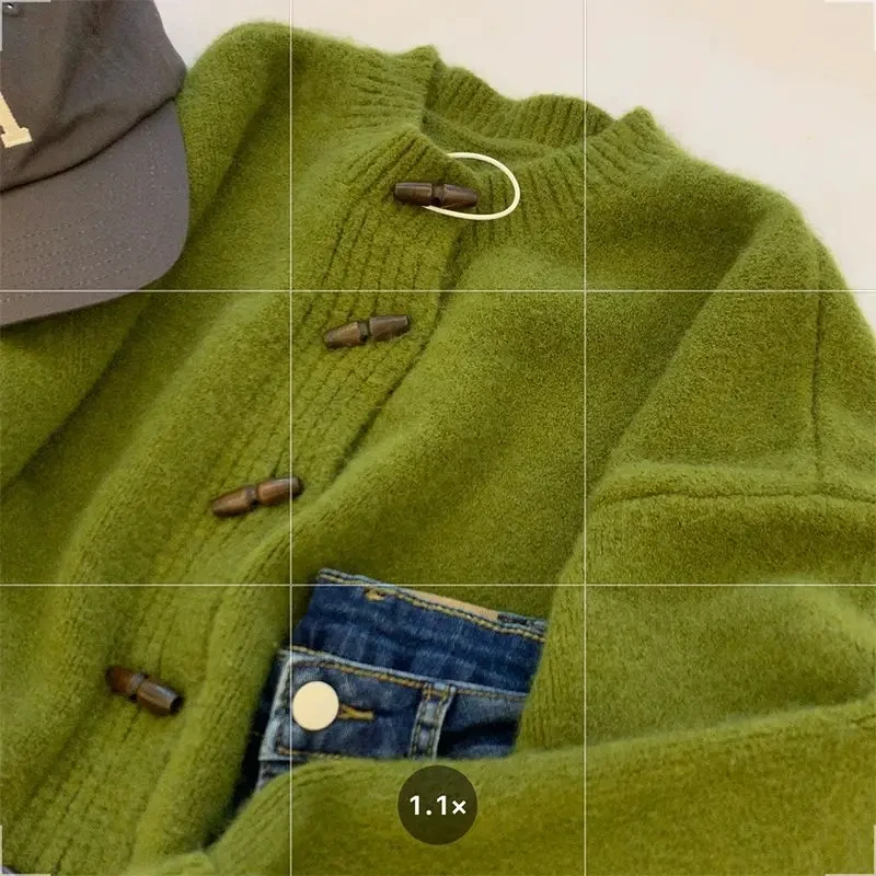 Green Knitted Cardigan Sweater Coat 2023 Women\'s Autumn Winter Thickened Soft Outerwear Fashion Horn Buckle Knitwears Sweater