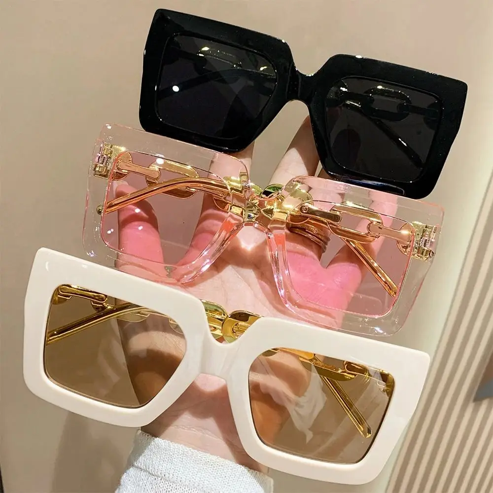 Vintage Luxury Oversized Square Sunglasses for Women Fashion Beach Sunshade Sunglasses Big Sun Glasses UV400 Protection Shades