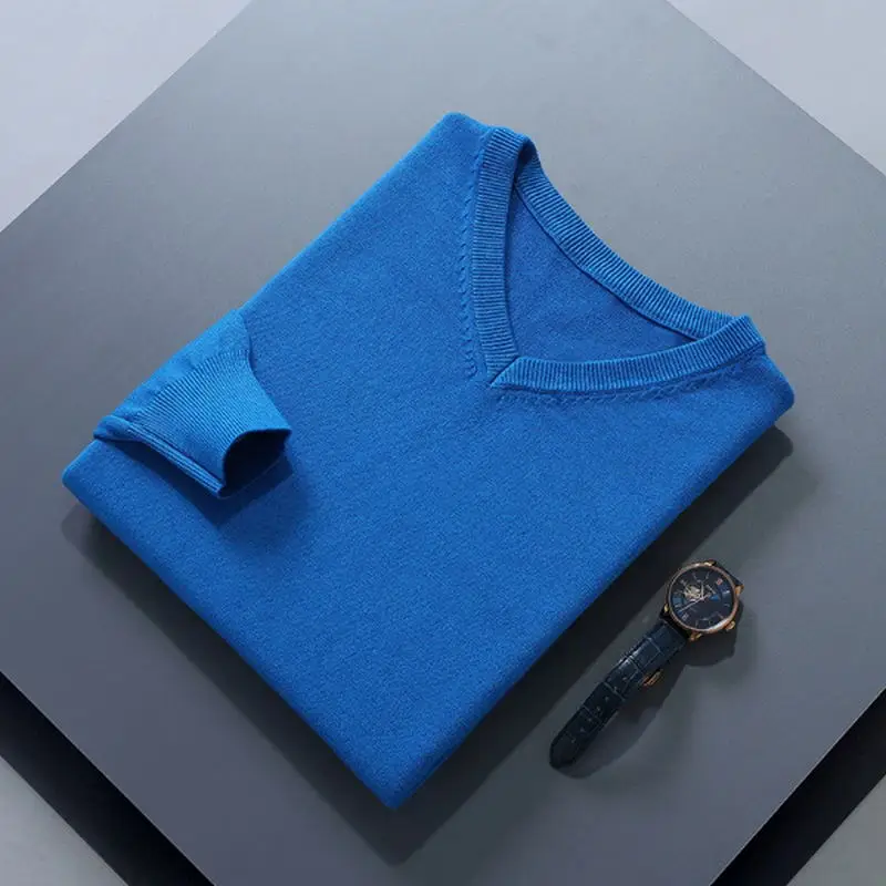v-neck Ocean blue