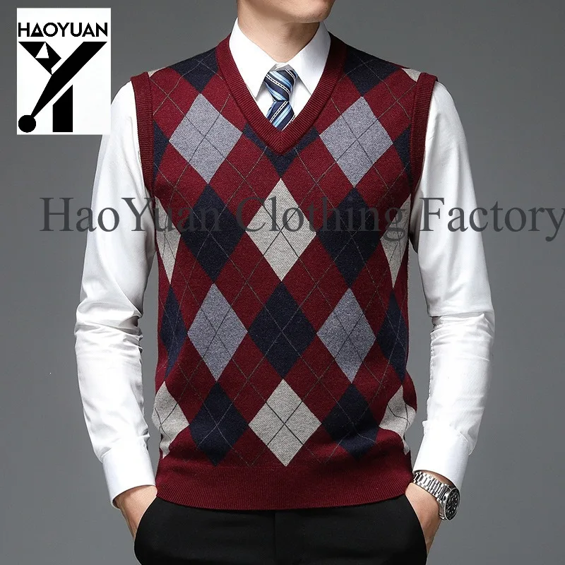 New Fashion Designer Brand Argyle Pullover Diamond Sweater V Neck Knit Vest Men 6% Wool Sleeveless Autum Casual Men Clothing