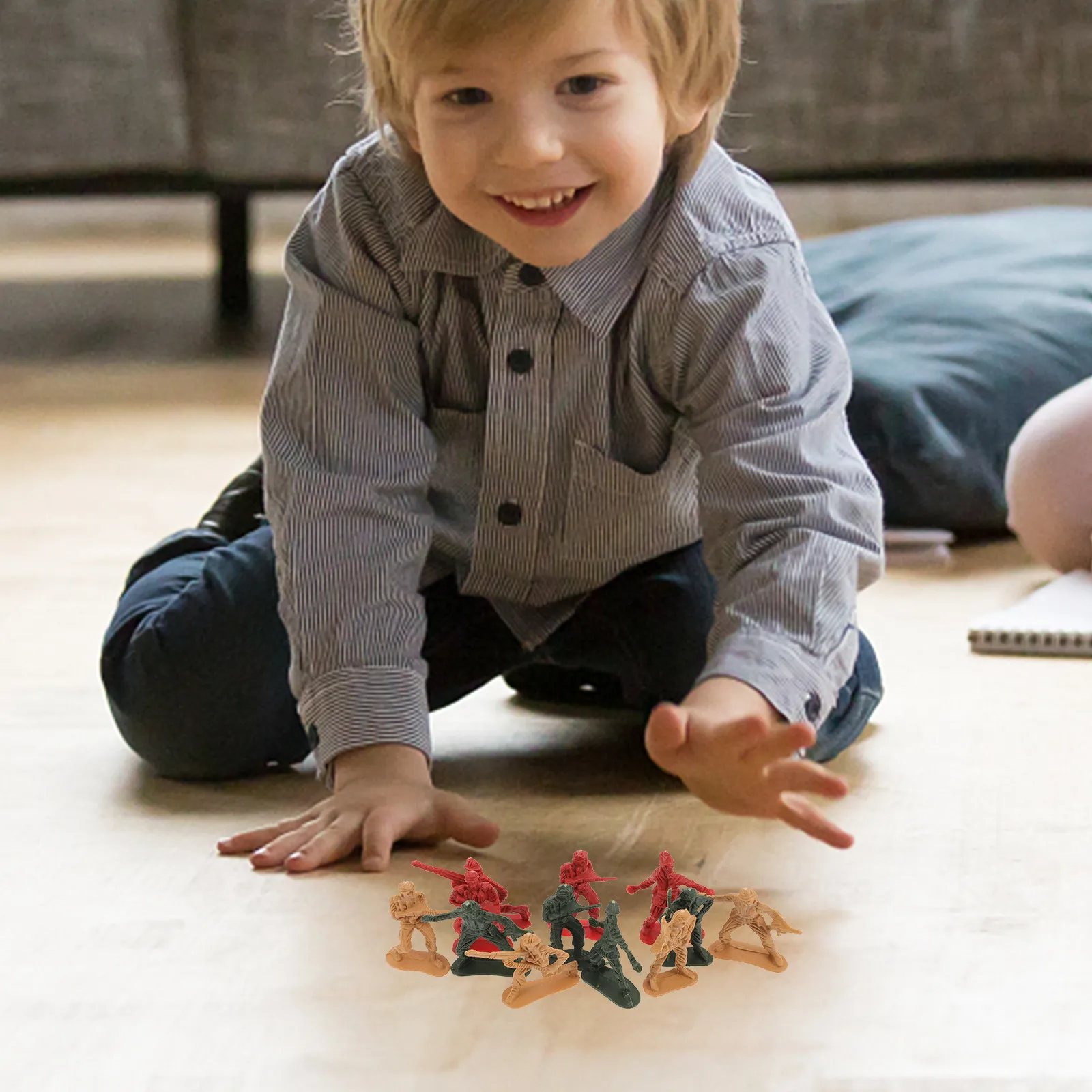 

200Pcs Military Soldier Figures Realistic Craft Kids Friendly Collections Miniature Army Men Army Men Soldiers Toy