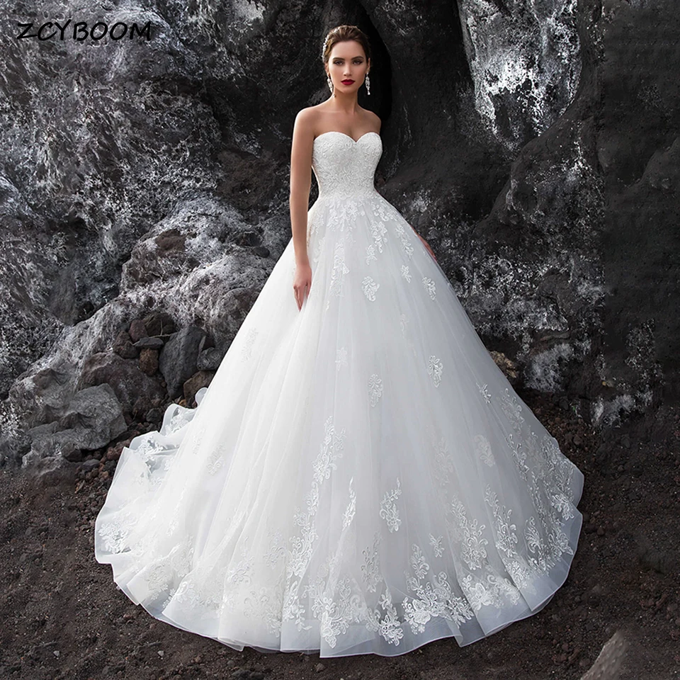 Elegant White Tulle A-Line Sweetheart Wedding Dresses 2026 Lace Appliques Sleeveless Court Train Bridal Gowns Vestidos De Novia