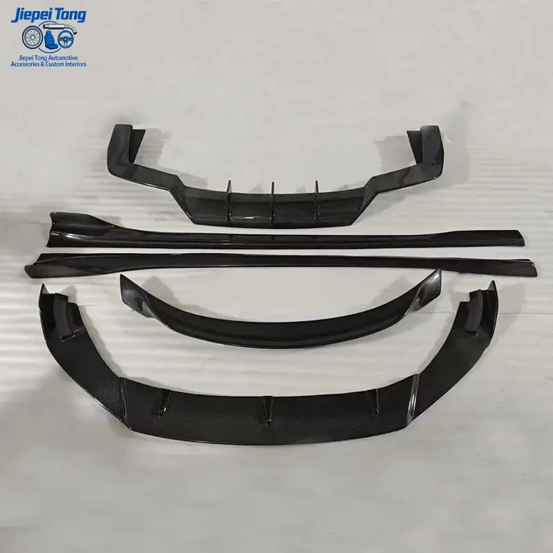 

Комплект обвеса 3D-стиля для Maserati 18-23: передний сплиттер, боковые юбки, задний спойлер. Высококачественный карбон.