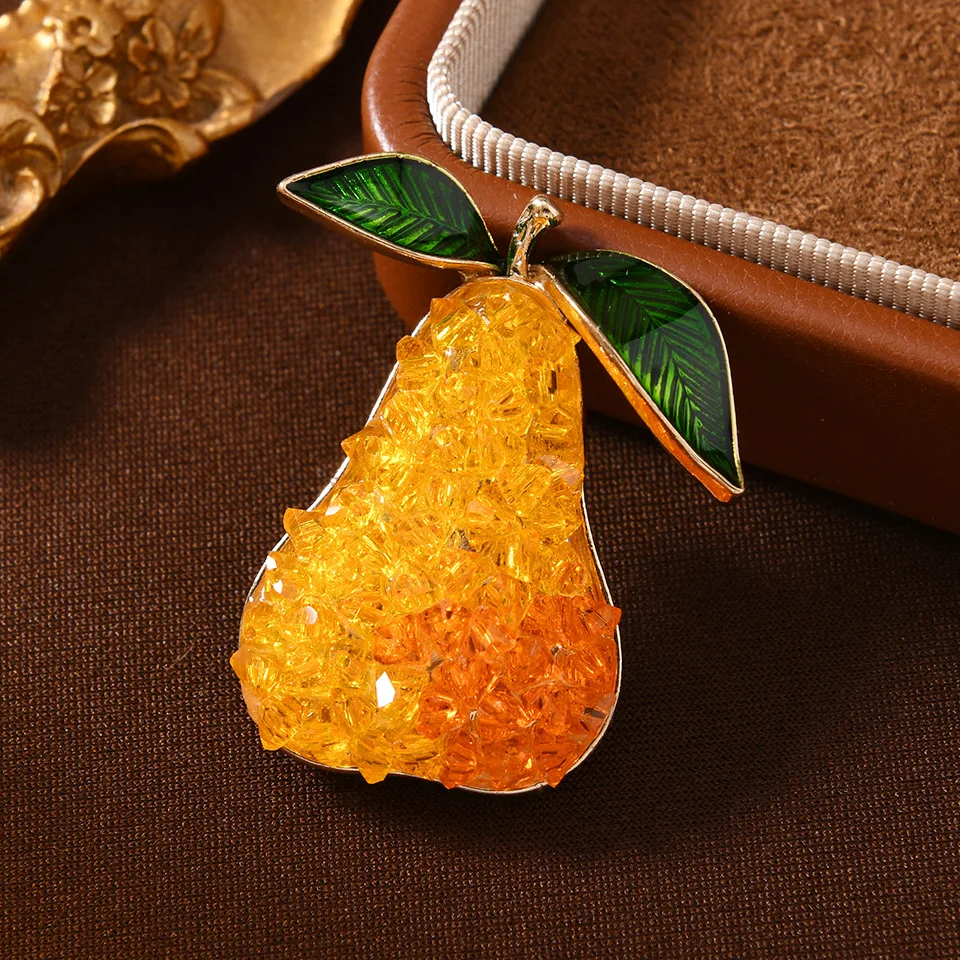 New design fresh water crystal fruit and vegetable brooch creative radish summer fruit pear pin