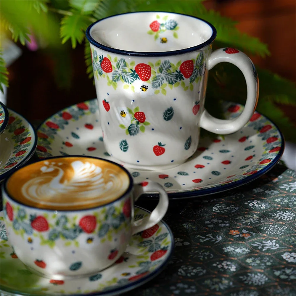 Vintage Coffee Cup Saucer Underglaze Strawberry Print Coffee Cup Plate Mug Tableware Package Kitchen Accessories Holiday Gift