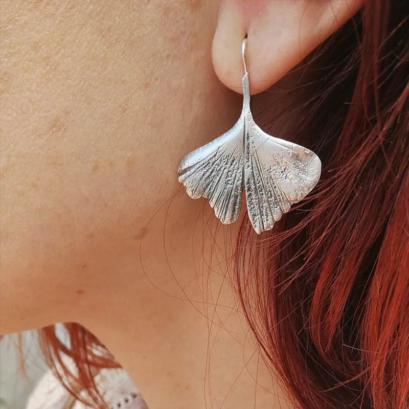 Retro Silver Color Ginkgo Leaf Fan Shape Earrings For Women Boho Ethnic Asymmetry Metal Dangle Earring Jewelry pendientes mujer