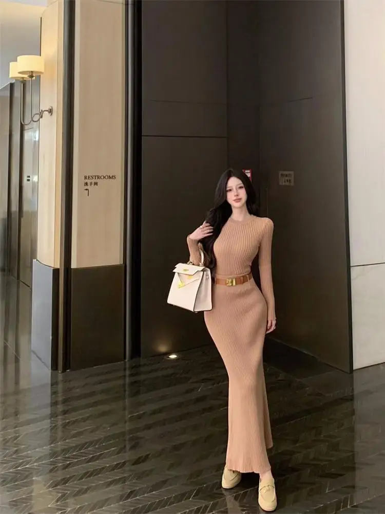 

Autumn Winter Fashion Women New Blue Brown Round Neck Pullover Knit Tops + Elastic High Waist Wrap Hip Long Skirt Two Pieces Set
