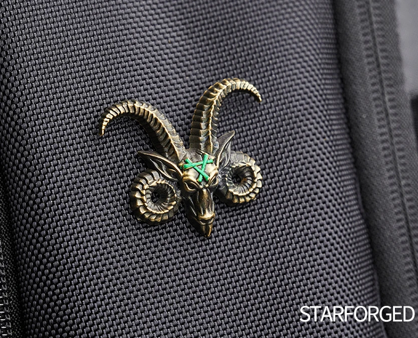 [Starforged Star Casting] Total War III Warhammer Game Peripheral Products Big Horn Mouse Charm Brooch