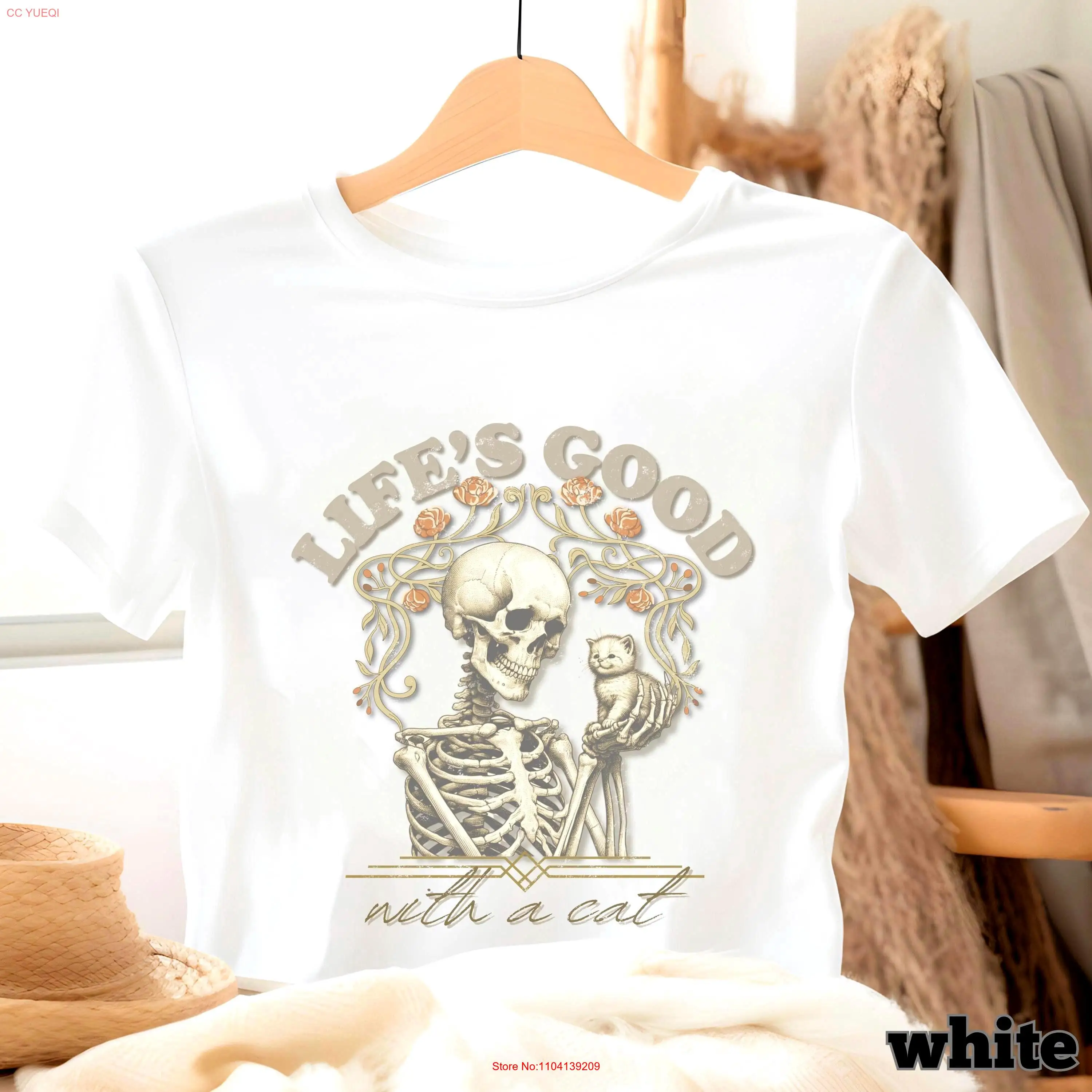 Skelet en kat T-shirt Life's Good with a Lover Leuk katje voor dames of heren Lange of korte mouwen voor huisdieren