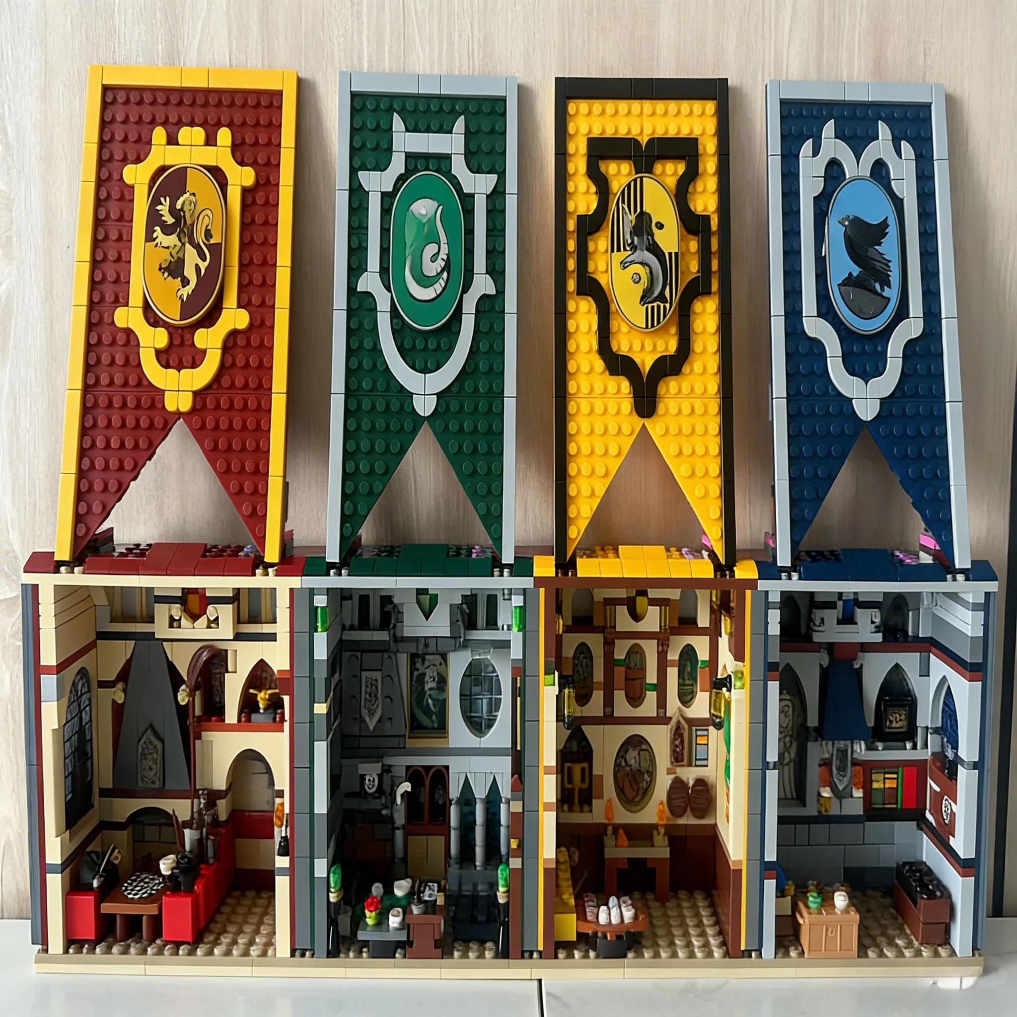 مكون من 4 بدلات كتل علم الأكاديمية، وألعاب للبالغين قابلة للجمع، وهدايا عيد الميلاد ومستلزمات آر بي جي السحرية، والألعاب السحرية للمراهقين، 76409 76411.