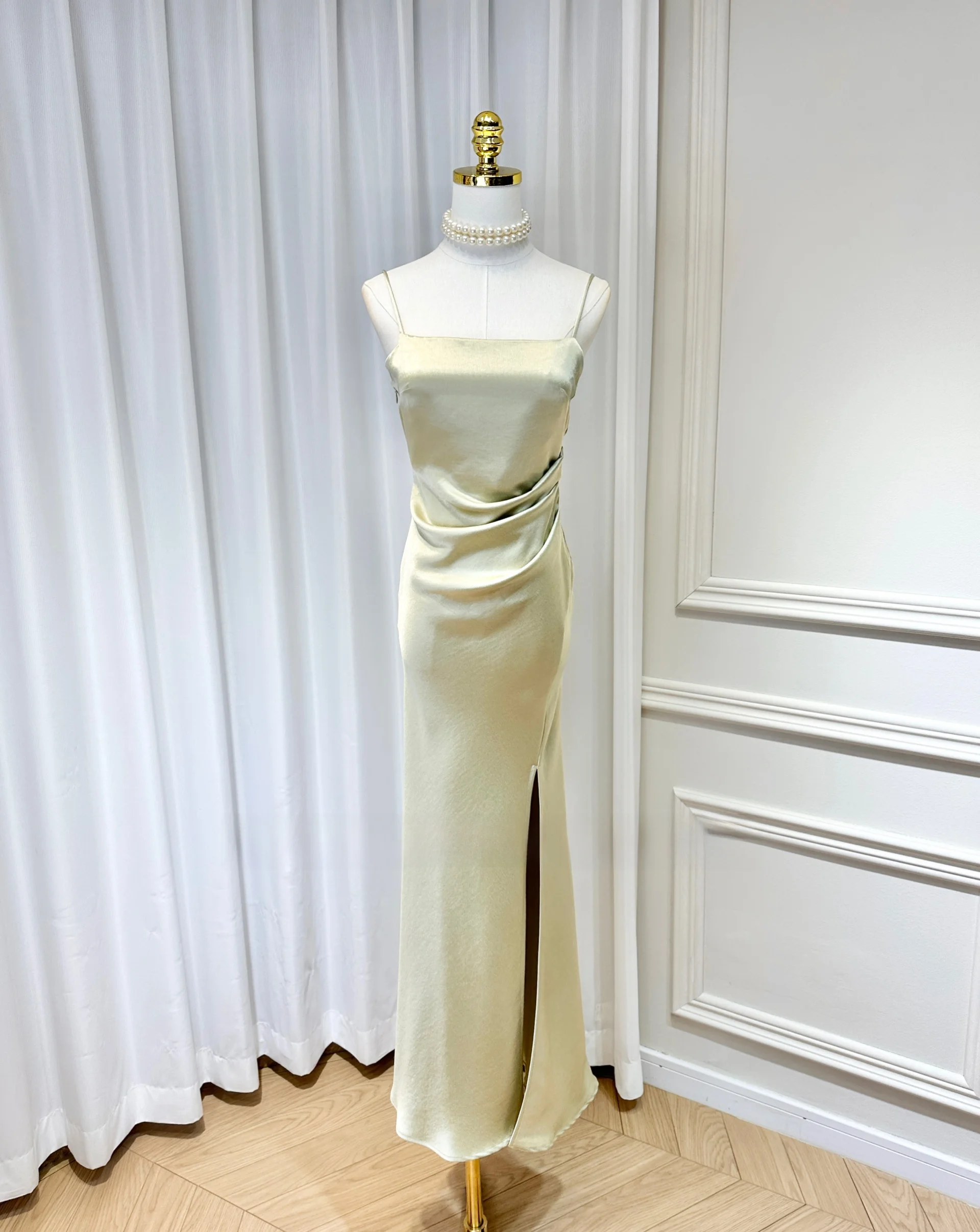 

Ele Square Ne Strap Satin Lace Outerwear Two-Piece Set for Women Faionable Versatile All-Season High-Defn