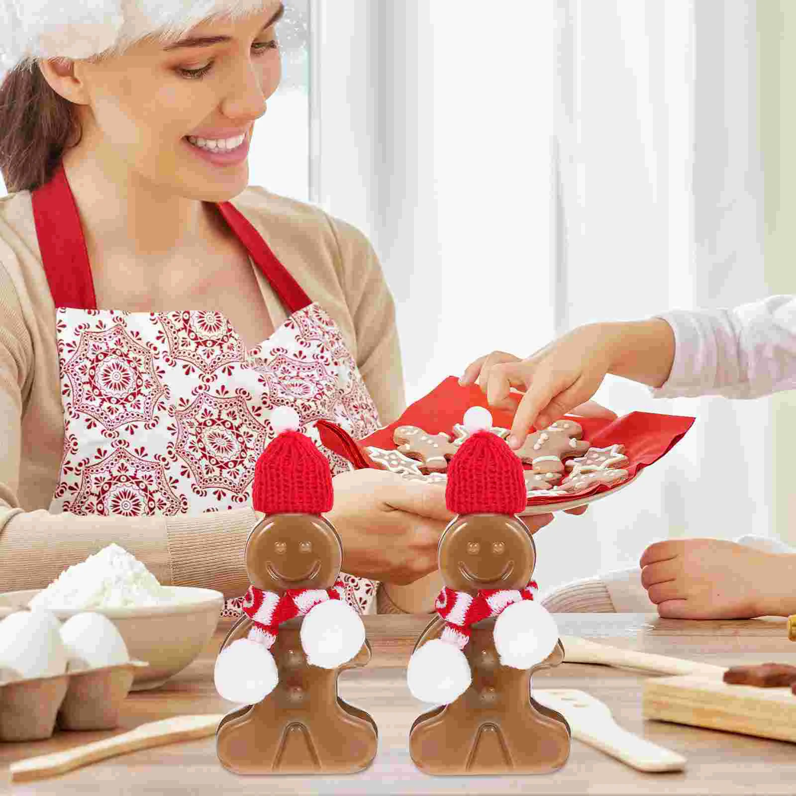 18pcs Christmas Gingerbread Man Drink Bottles 200ml Red White Scarf Hat Silver Cap Reusable Plastic Juice Candy Storage Leak