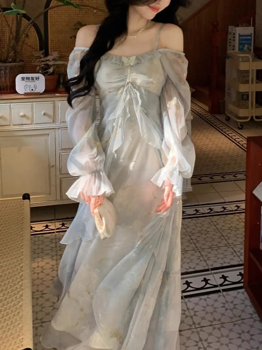 Vestido Feminino de Manga Longa com Decote Quadrado em Cinza Claro, Vestido Maxi com Renda em Camadas e Brilho, Vestido Casual de Chiffon Transparente