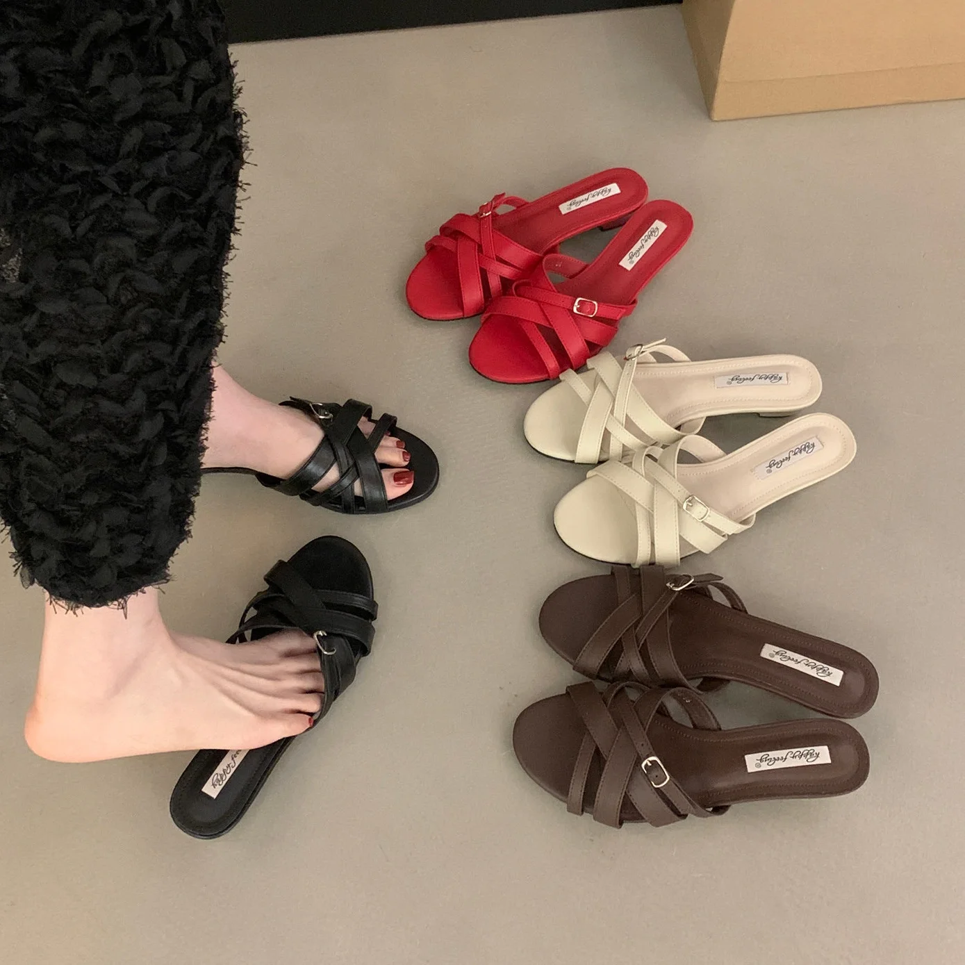 

Bailamos 2026 Летние Новые Женские Туфли-Слипоны с Открытым Носком, Модные Элегантные Туфли на Квадратном Каблуке для Дам