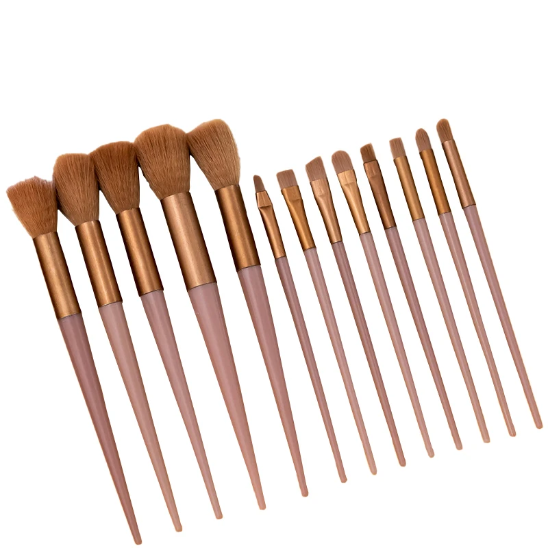 Set di pennelli per trucco color caffè da 13 pezzi Kit completo di pennelli per polvere, evidenziatore, fard e ombretto con setole morbide
