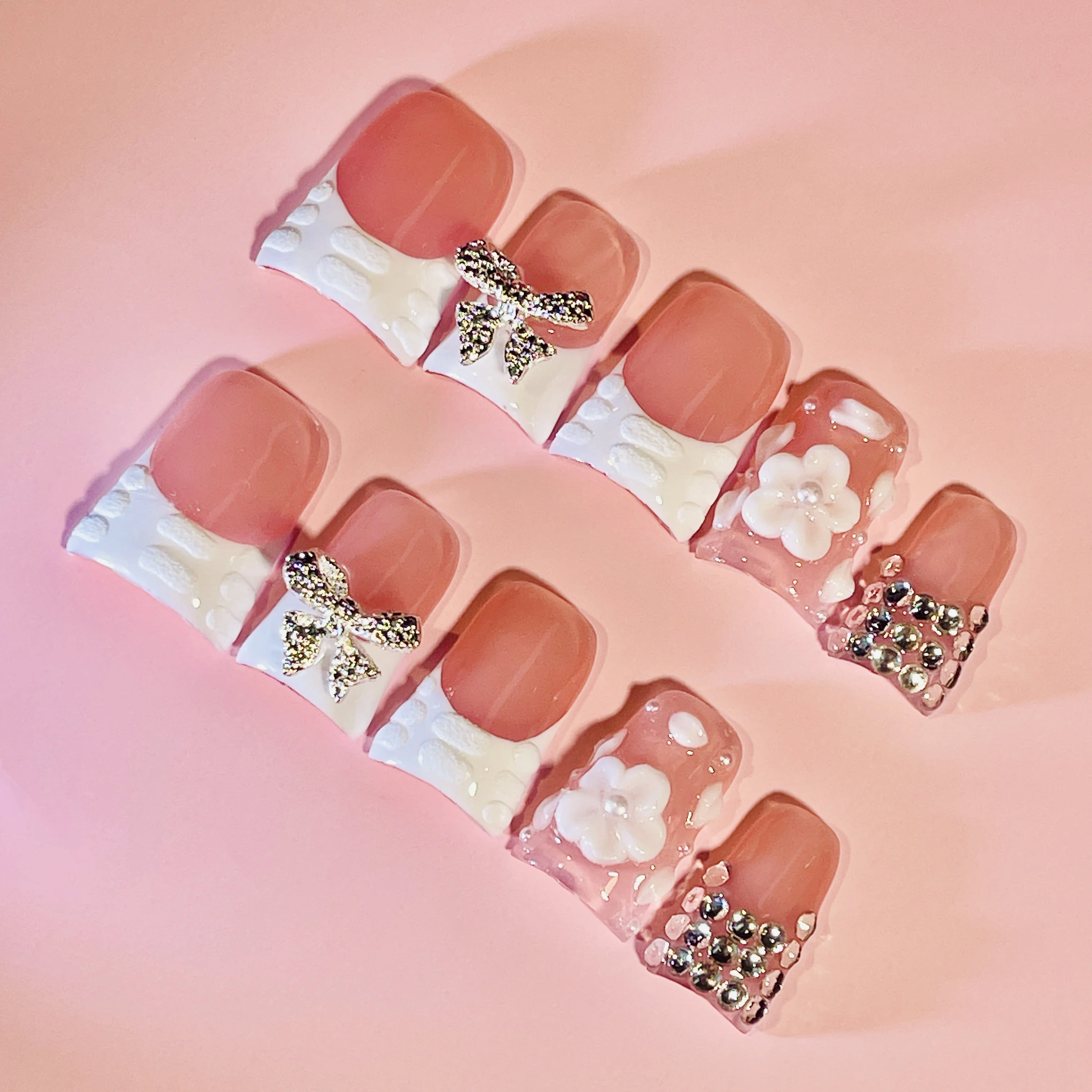 

Handmade Short Duckbill Press On Nails, Neutral Tones With Floral, Rhinestone & Butterfly Accents, Perfect For Girly Outings