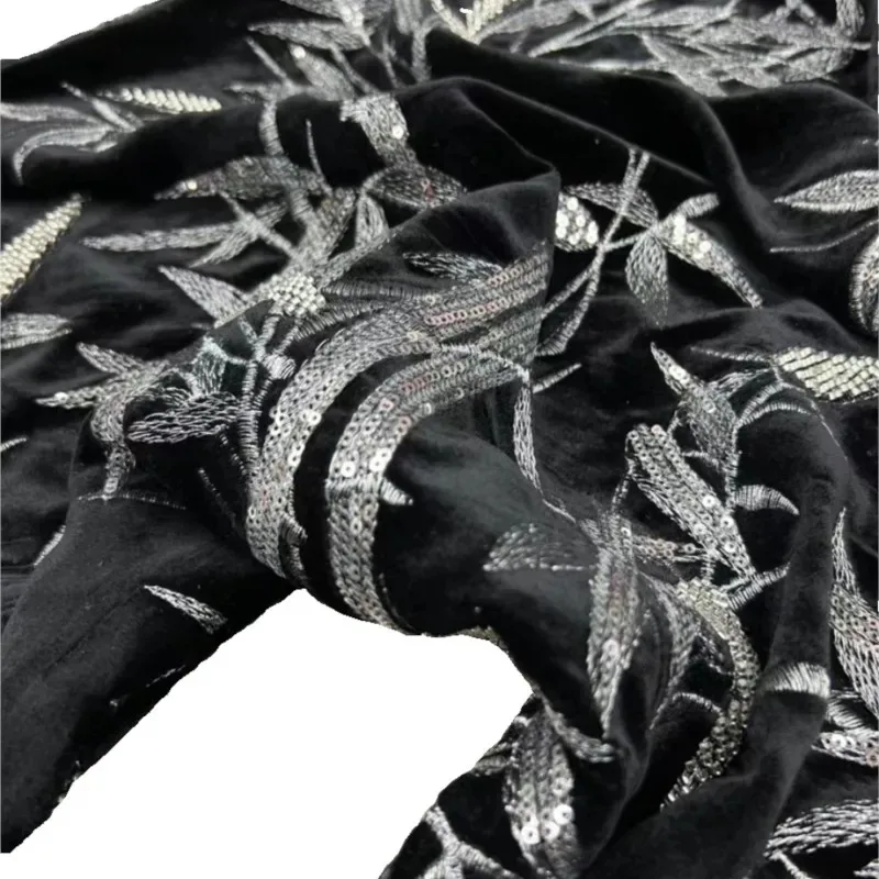 サイニュー高級カスタムメイド黒地シルクベルベット重刺繍生地リーフフラワー中国風上衣