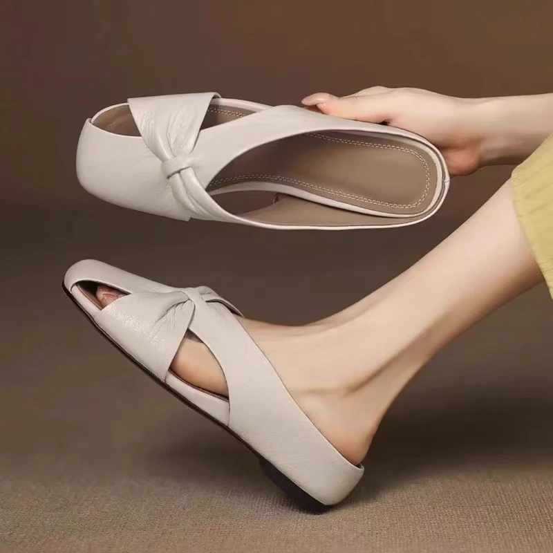 

Women's Leather Baotou Hollow Out Wedges Slippers Lightweight Non Slip Breathable High Quality Outdoor Half Slippers Sandals