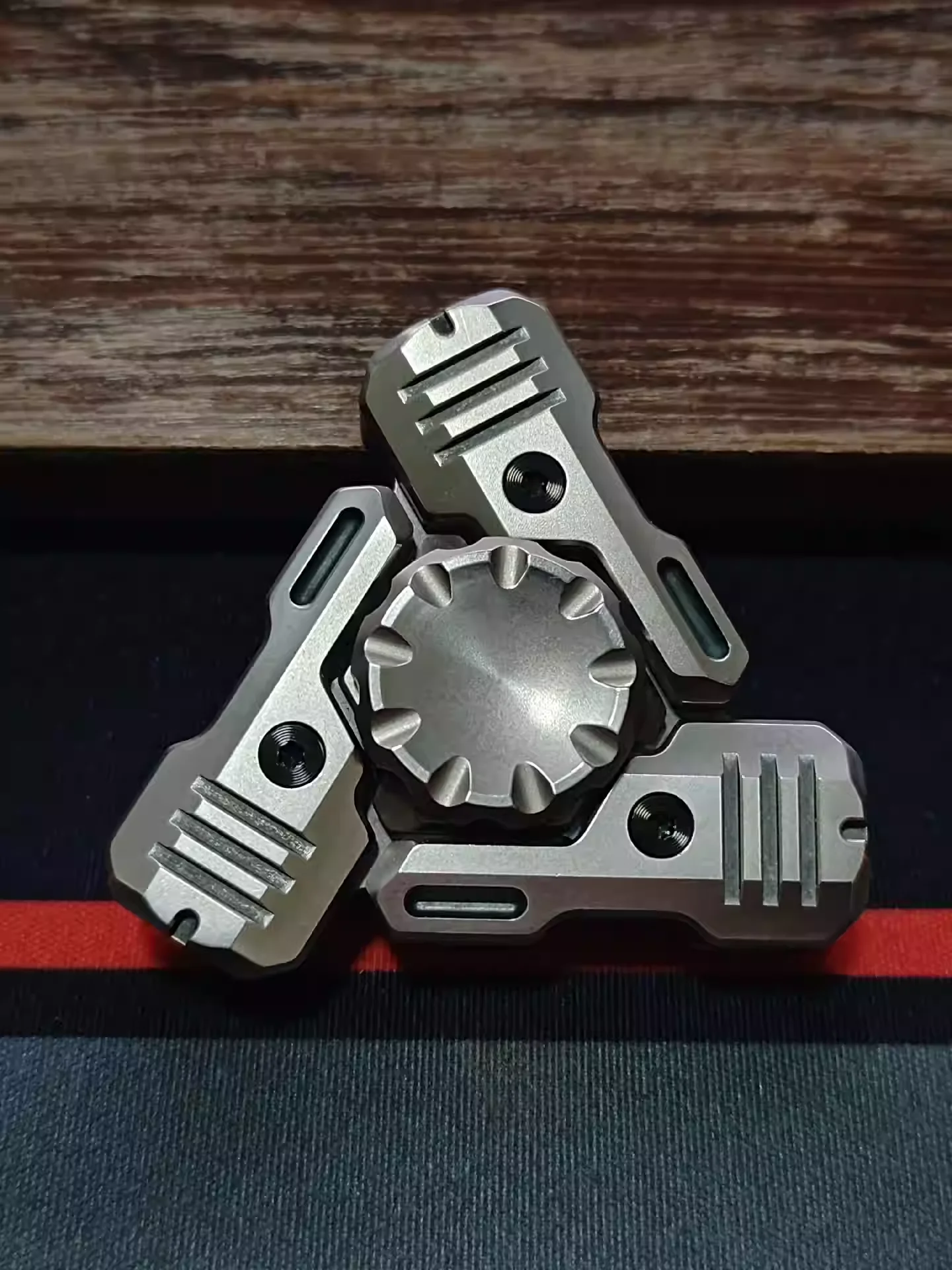 MUYI acoustic mecha stainless steel armor opening gyroscope