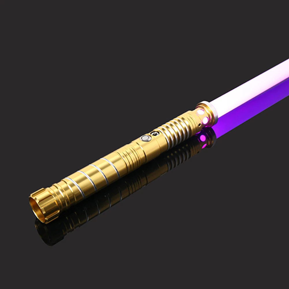 Light up Saber RGB 16 สีโลหะ SABER ดาบเลเซอร์ของเล่น USB ชาร์จพร้อมการตรวจจับแรงโน้มถ่วงเสียงคอสเพลย์ของเล่น