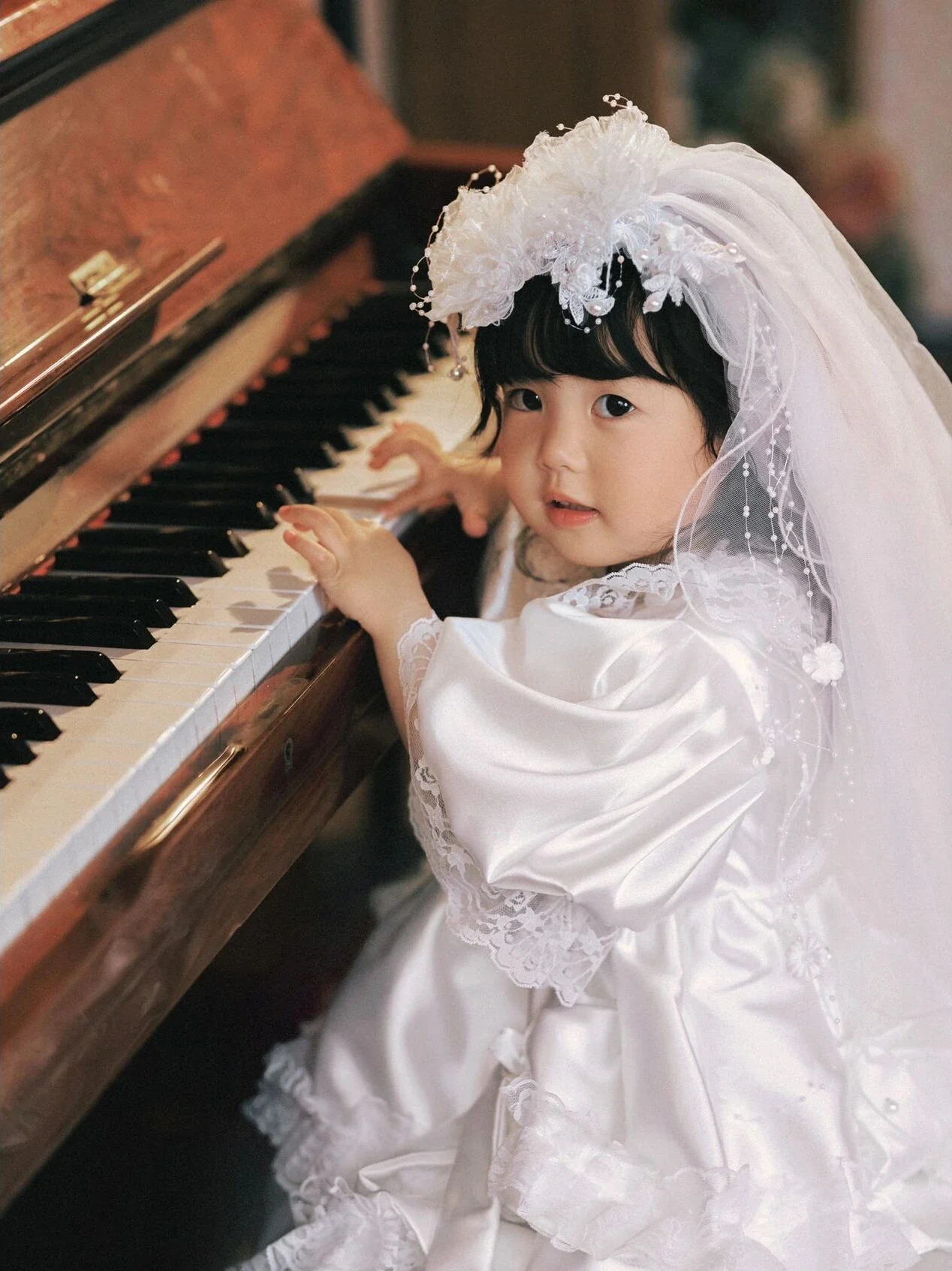 Same Retro Girls One Year Old Wedding Dress Childrens Photography and Photography Dress 신생아촬영 Newborn Props