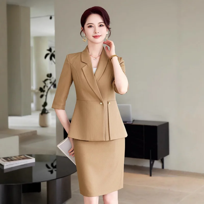 

Высококачественный профессиональный женский костюм-платье2025Весна и лето, новый стиль, элегантная модная рабочая униформа для салона красоты