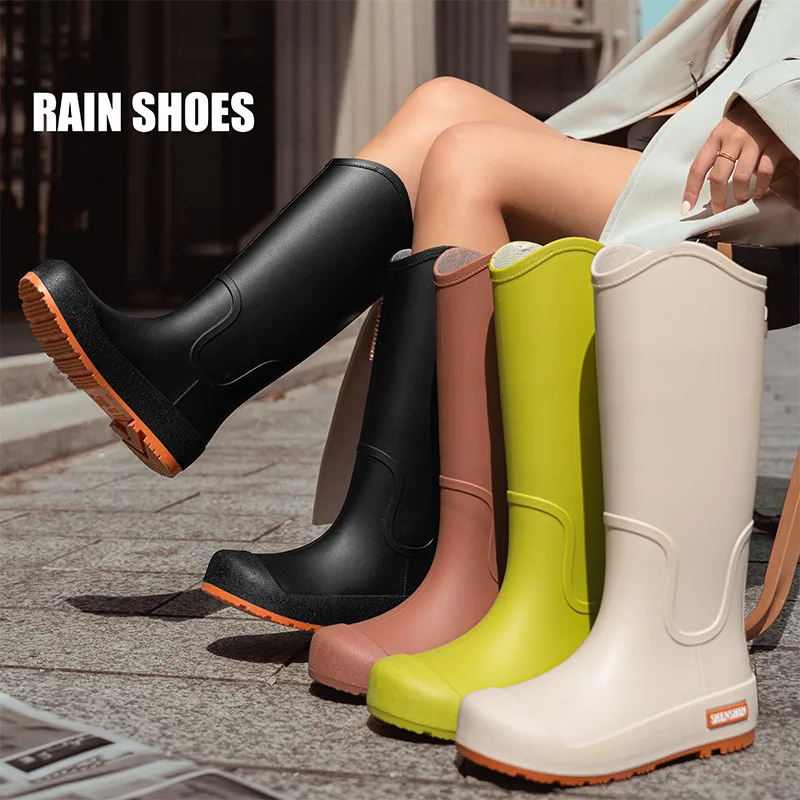 Fashion Outdoor Rain Boots For Women High Top Rubber Rain Boots Outdoor Winter Waterproof And Warm Long Rain Boots