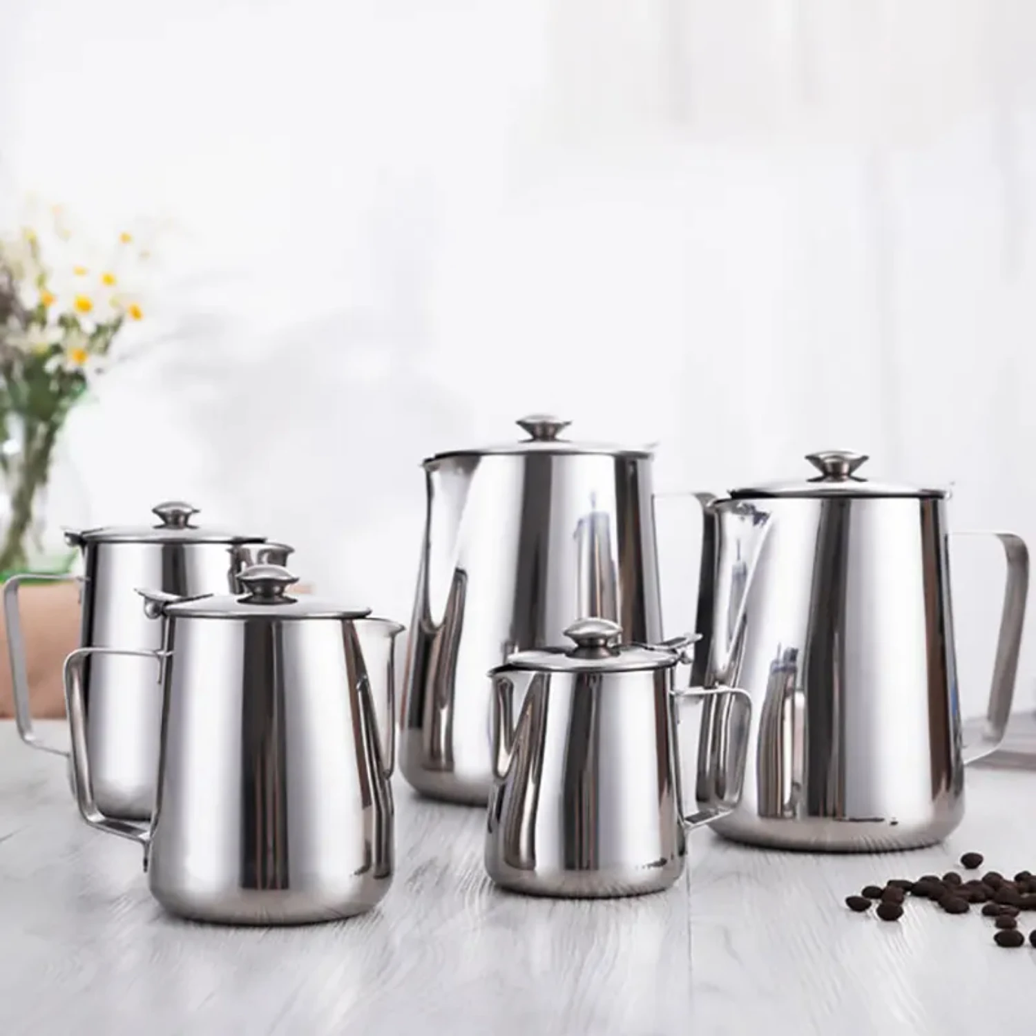 High-Quality Stainless Steel Milk Frothing Pitcher with Convenient Lids for Espresso, Steam Coffee, Barista Kettle, Latte, Cappu