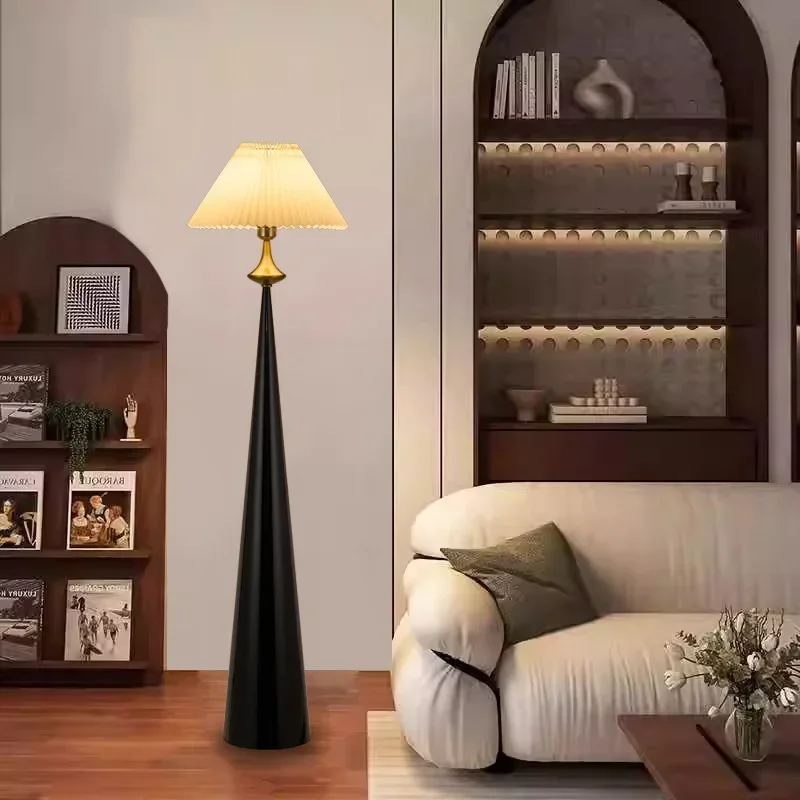 Living room high-value bedroom study hotel designer wabi-sabi wind vertical floor lamp
