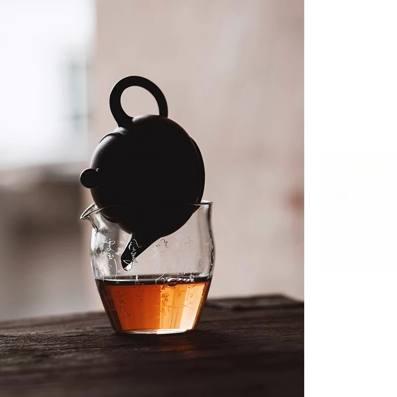 

Handwritten poetry glass fair cup small capacity uniform cup small pot special literati tea set tea sea heat resistance