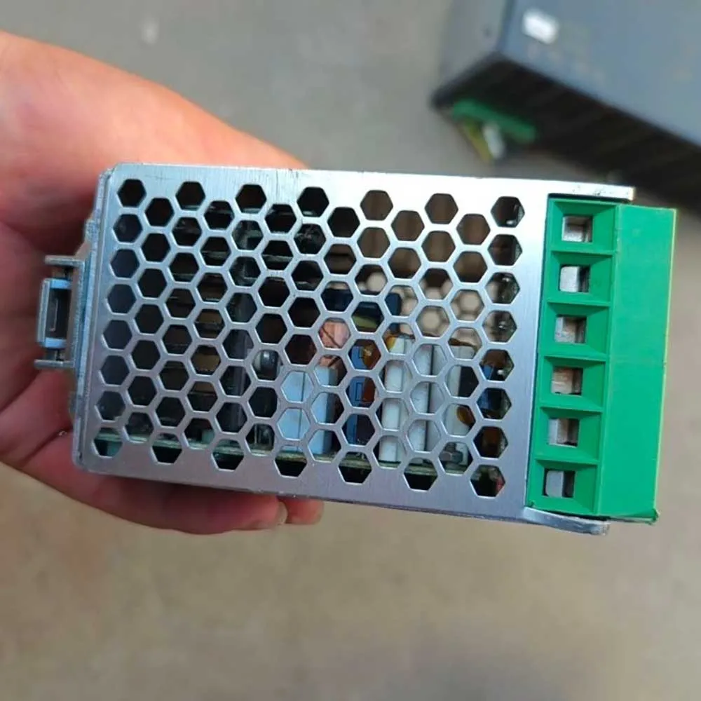 

Контроллер ИБП питания 2866242 QUINT-DC-UPS/24DC/40