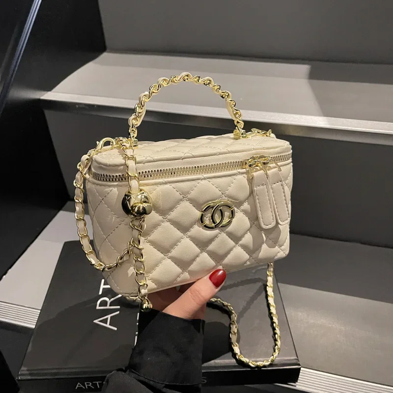 

2025 SS Elevated Hobo Bag, Multi-Way Convertible Top Handle & Crossbody Purse for Women, Sculptural Day to Night Carryall