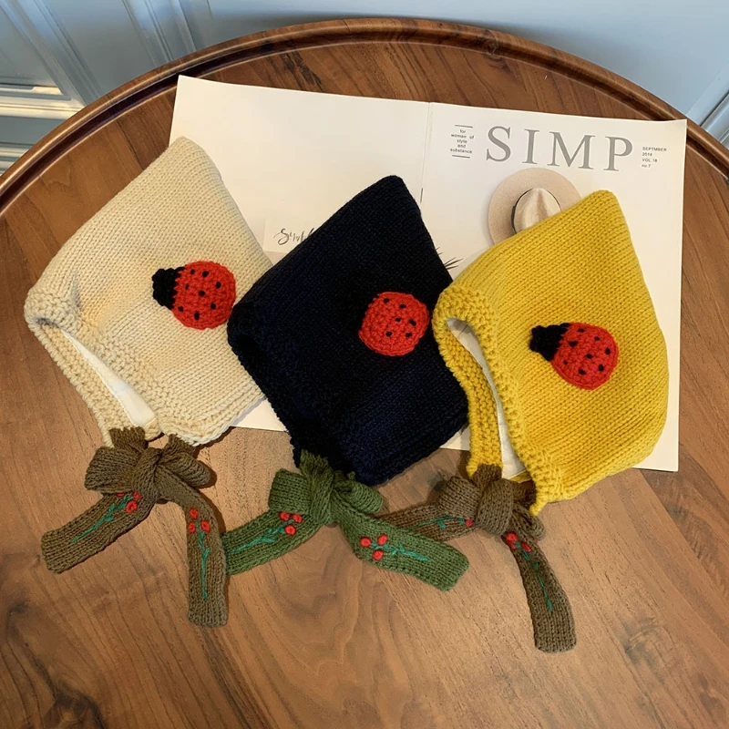 

Autumn and Winter Baby Hat Cute Baby Warm Knit Hat Boy Girl Ear Protector Strap Thick Woolen Hat